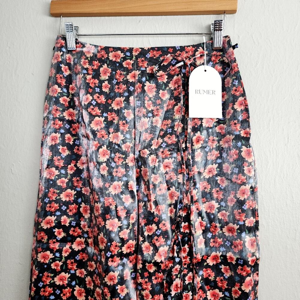 Rumer The Label Soraya Shimmer Floral High Slit Maxi Skirt Red Black M NWT - Picture 5 of 13